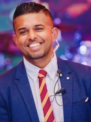 1. Harinda Induruwa_President